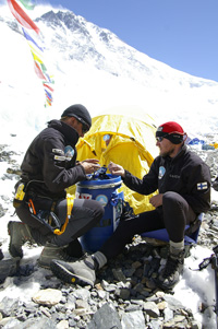 N�ytteit� ottamassa.